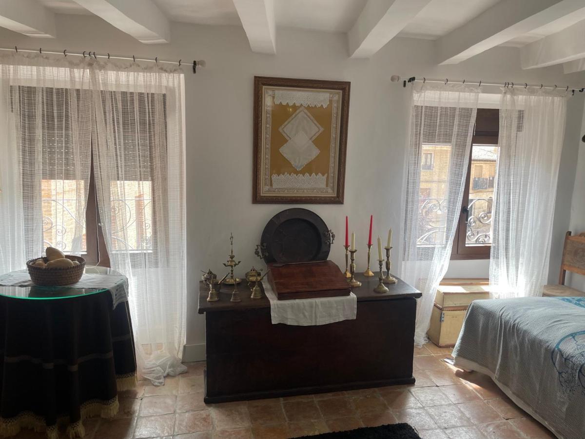 Posada El Museo Astudillo Buitenkant foto